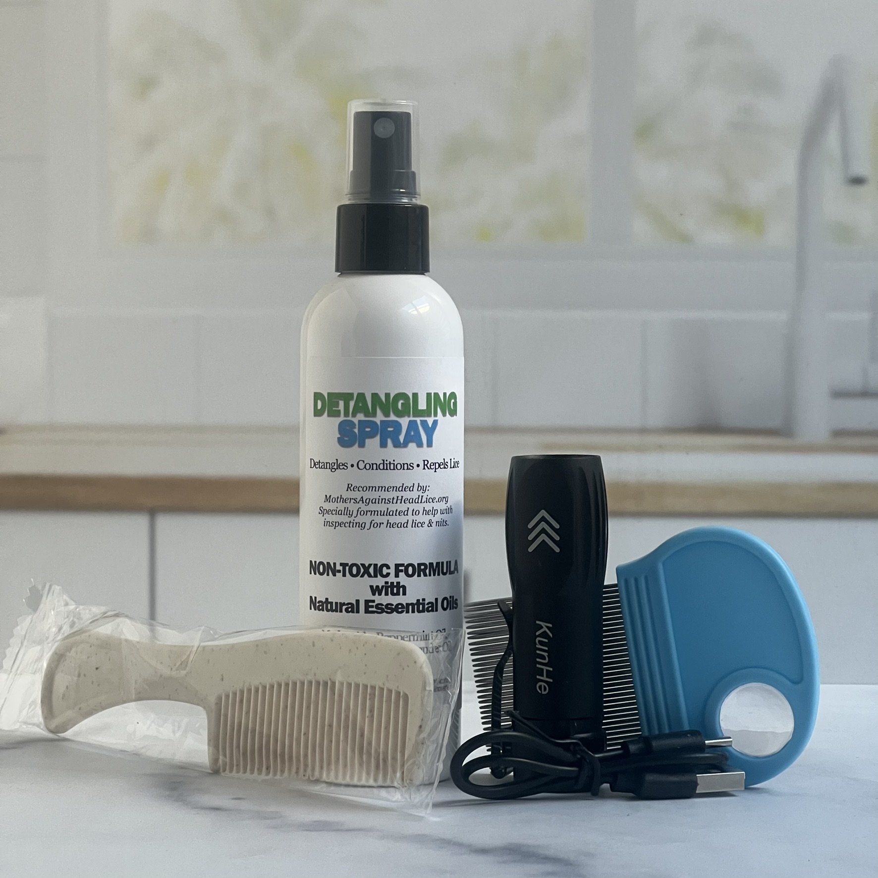 LiceKiller Lice Inspection Kit: UV flashlight, magnifier comb, detangling comb and spray